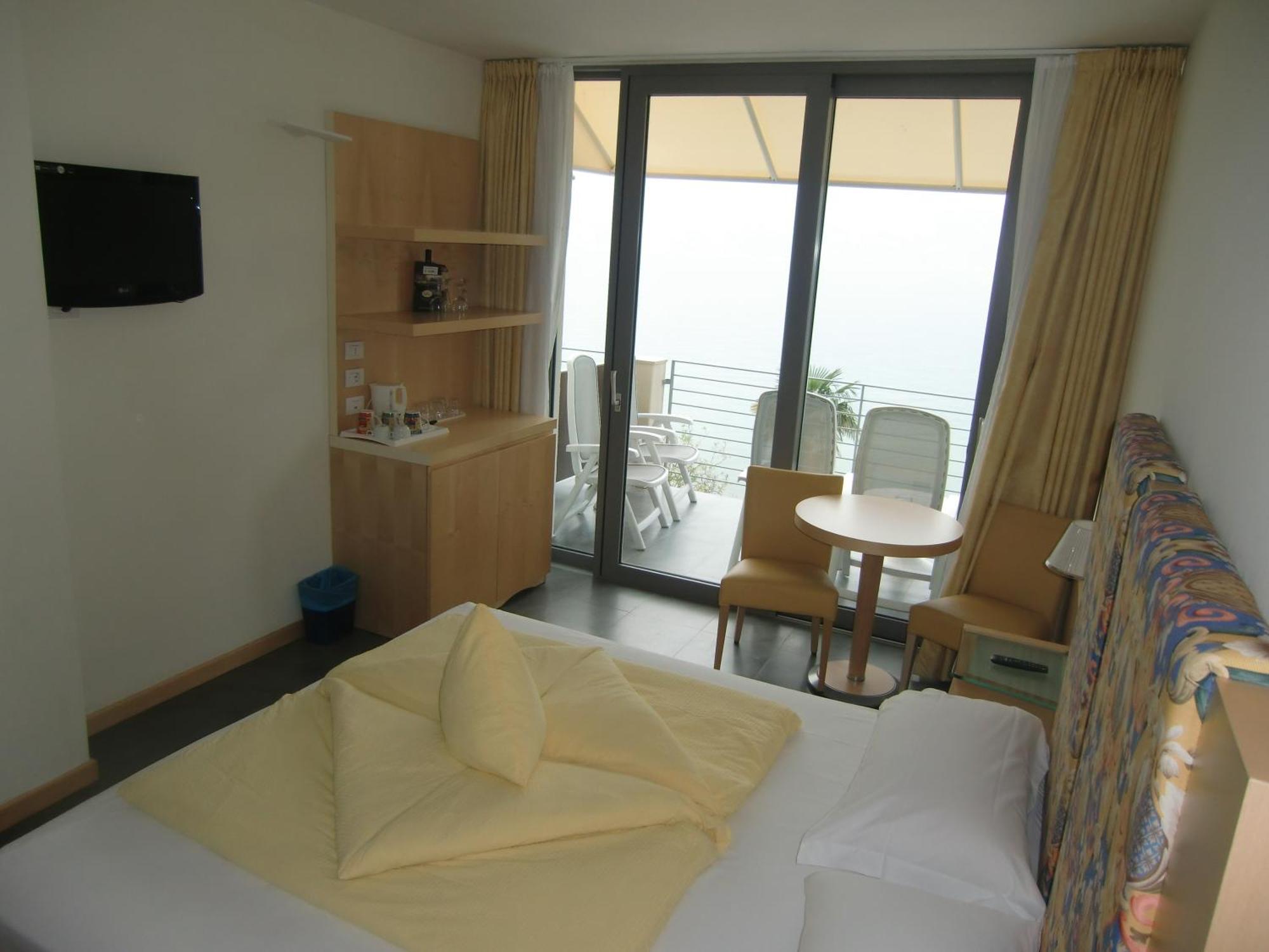 Beach Hotel Du Lac Malcesine Zewnętrze zdjęcie